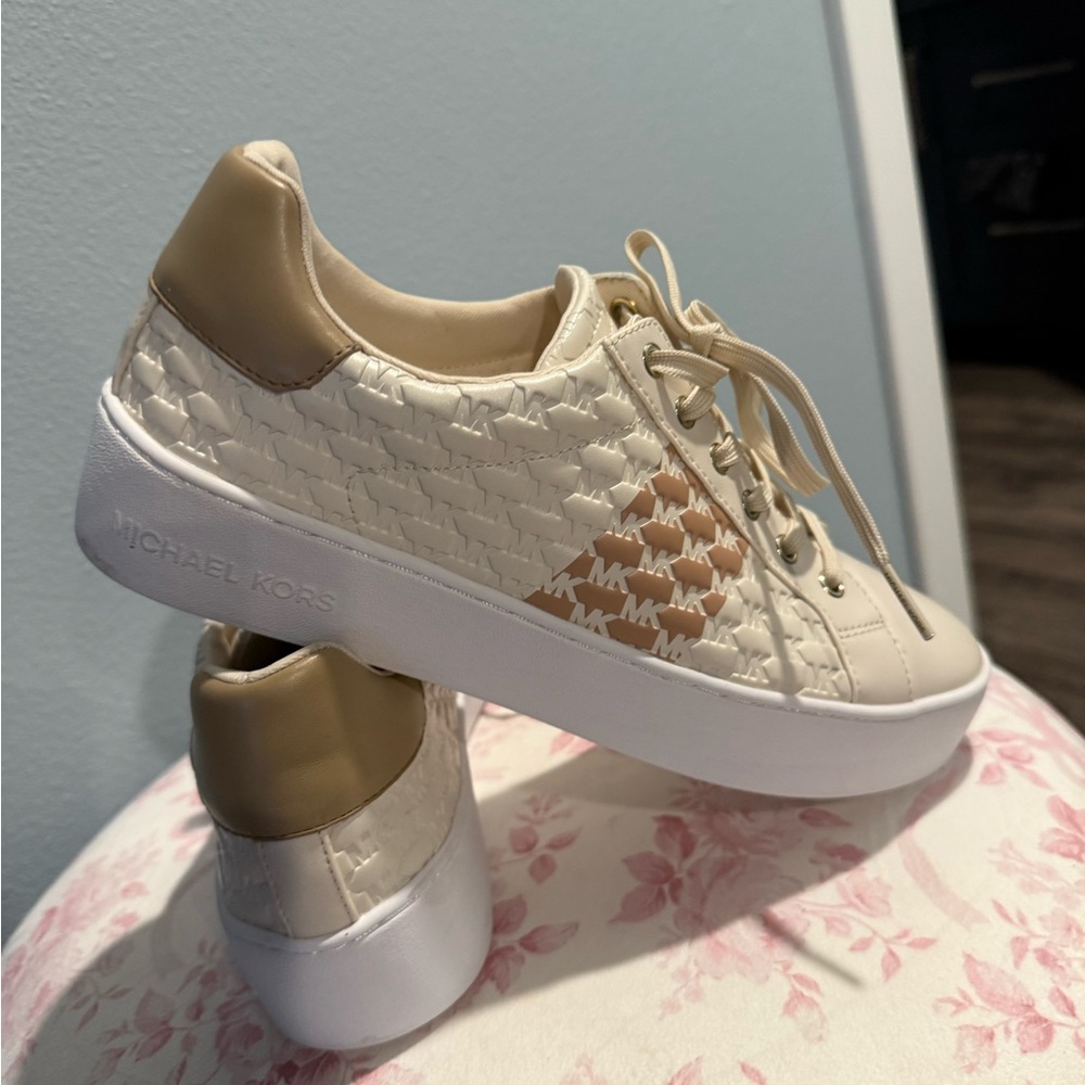 Michael Kors Women's Beige and White Sneakers